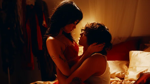 Velvet Skin still 13